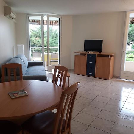 Frejus Plage T2, Piscine, Parking, Plages A 200M 외부 사진